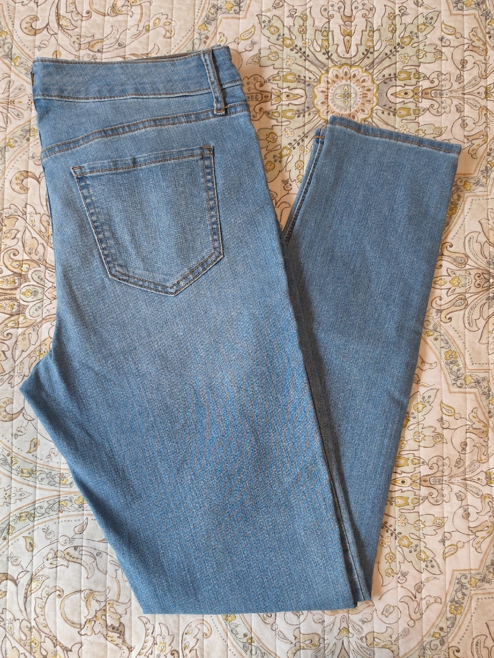 Old Navy Medium Blue Skinny Women’s Jeans
